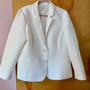 Chico’s White Jacket, crocodile embossed!